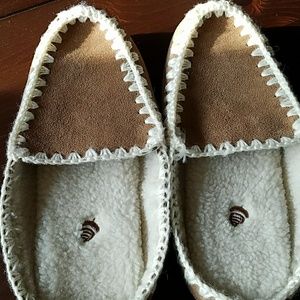 Acorn suede slippers